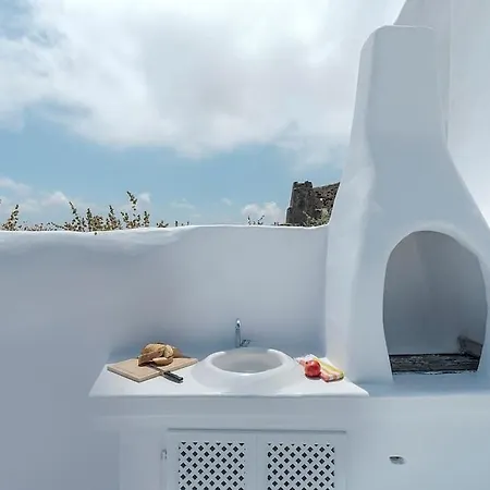 Aleanna Traditional Villa