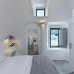 Aleanna Traditional * Fira (Santorini)