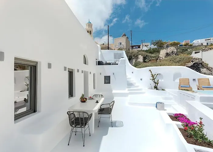 Aleanna Traditional * Fira (Santorini)